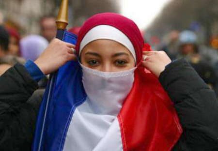 "Soudní džihád": Jak francouzský justiční systém napomáhá islamistům
