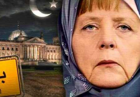 Výsledky Merkelové: Znásilněné dívky, vraždící migranti, ... (VIDEO)