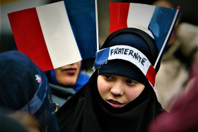 francie-ideologie-viktimizace-muslimu