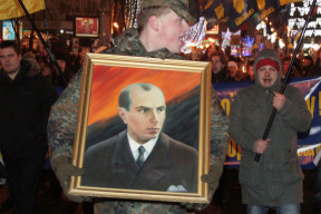ukrajinsky-parlament-chce-vratit-banderovi-cestny-titul