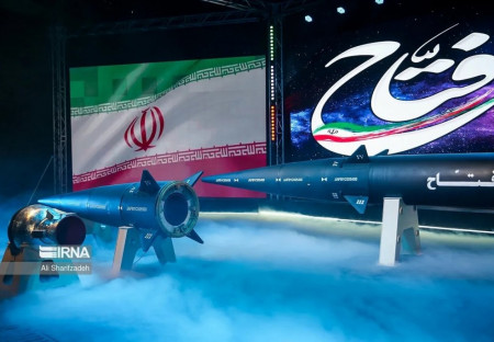 Írán si na Izraeli vyzkoušel i několik hypersonických střel.