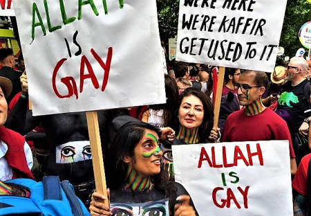 Na London Pride bolo vidieť “islamofóbne” heslá. Stret týchto skupín je logický a nevyhnutný