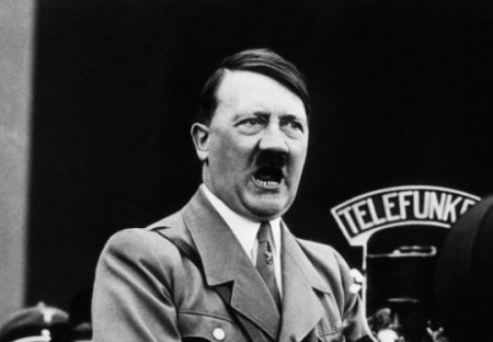 Nikdy nezapomeňte na to, že vše, co udělal Hitler v Německu, bylo legální. (M.L.King,Jr.)