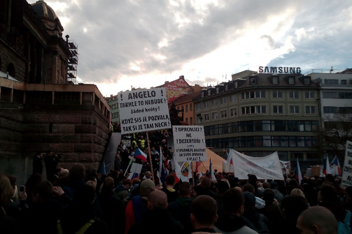 17-listopad-2015-vaclavske-namesti-fotoreportaz-cfp