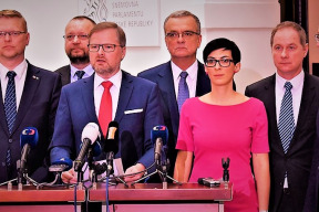 strany-demokratickeho-bloku-dnes-svym-hlasovanim-snizily-pravdepodobnost-vydani-babise-a-faltynka