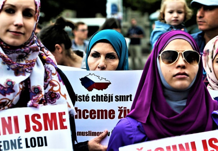 Islamizace ČR běží na plné obrátky – Klára Samková