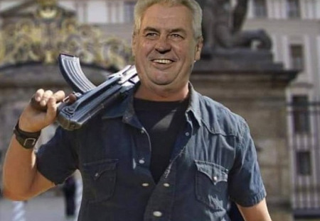 Filozof: Hraje se o hodně. Zeman reprezentuje ty, kteří se obávají o existenci národa i civilizace. Brání nás před imigrantskými parazity a muslimskými dobyvateli.