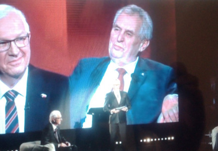 "JAK DOPADLA PRVNÍ DEBATA OBOU PREZIDENTSKÝCH KANDIDÁTŮ..."