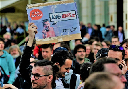 Jirkovou optikou (315. Milí studenti, vaši profesoři a děkané vám lžou, nenechte se zmanipulovat!)