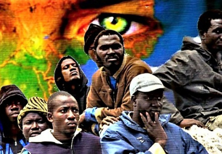 Přijmutím statisíců migrantů z Afriky ničemu nepomůžeme!
