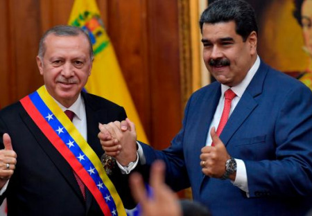 Pre Erdogana je proamerický pučista Guaido len terorista a Maduro právoplatný prezident