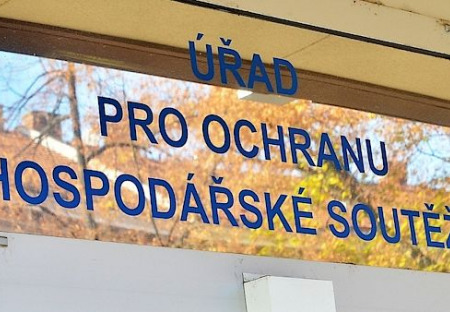 Piráti chtějí zrušit desetitisícový poplatek za podnět na Úřad pro ochranu hospodářské soutěže