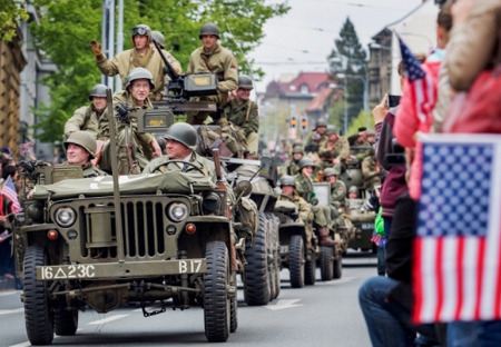 O sovětském bombardování se dnes píše mnohem víc než o tom americkém…