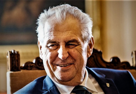 Všechno nejlepší k narozeninám, pane prezidente, hlavně (některými lidmi tolik zpochybňované) pevné zdraví!