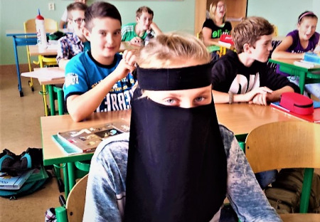 Nepromyšlená inkluze aneb je u nás asistentů pedagoga málo nebo moc?