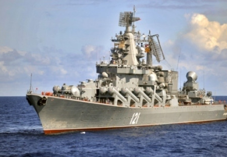 „Zabiják letadlových lodí“ připlouvá do středomořského operačního prostoru