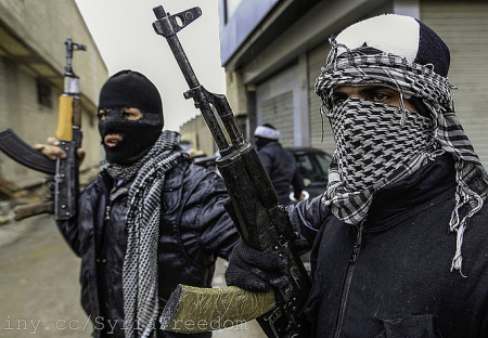 Islamisté »válcují« syrské povstalce