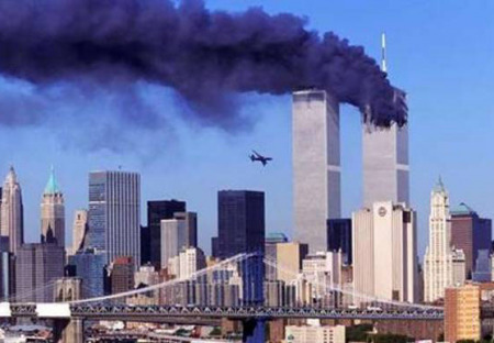 Záhady 11.září : Demolice / 911 Mysteries Part 1: Demolitions (Dokumentární, USA, 2006, 91 min, cz tit.)