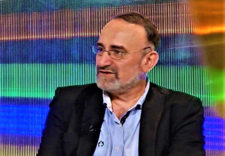 Stanislav Novotný: Řepka olejka je žlutý mor. Vraťme pole chlebu! Jinak hrozí drahota.