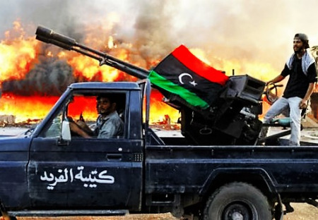 Turci s podporou NATO prorazili na libyjské frontě