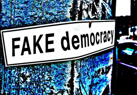 Demokracie vs "demokracie"