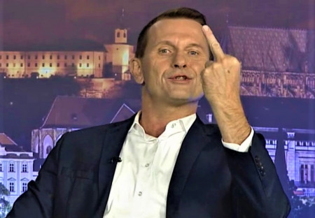 Tomio Okamura, Jaroslav Foldyna, Petr Třešňák v Aréně TV Barrandov