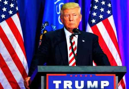 P.C.Roberts: Dejme Trumpovi důvěru. V Den práce hodil korupčnickým militaristům USA rukavici