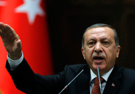 Turecko: Erdogan podněcuje nepřátelství vůči Západu
