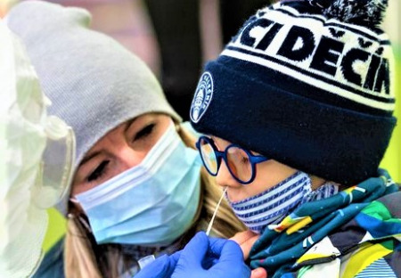 Žádost maminky dítěte na ministra zdravotnictví o sdělení obsahu testů