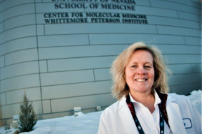 dr-judy-mikovits-vakcina-covid-19-je-stroj-na-zabijeni