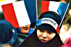 francie-po-armade-proti-islamizaci-i-policie