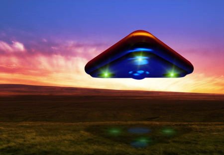 Amerikou hýbou zveřejněná videa o UFO