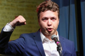 uz-neni-jejich-twitter-zablokoval-protasevice