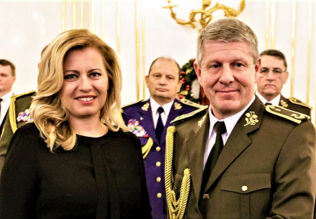Slovenský minister Vladimír Lengvarský o tom čím a koho očkovať