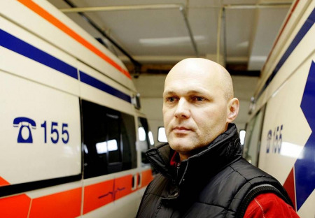 Stanislav Novotný se ptá Marka Obrtela proč činitelé hovoří hlavně o očkování, ale vůbec neakcentují léčbu covidových případů