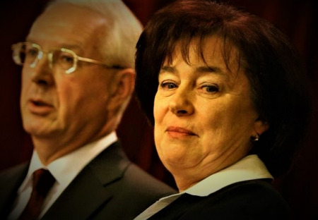 Dva totálně odlišné názory. Kdo tedy více rozděluje společnost?