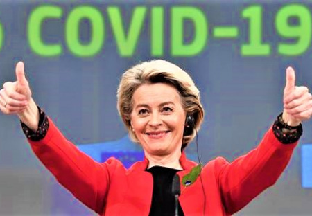 Skupina europoslanců žádá okamžitou rezignaci Ursuly von der Leyenové, předsedkyně Evropské komise (tisková konference z 16. 2. 2022)