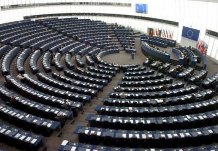 Evropský parlament versus Darmožrouti