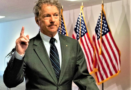 Senátor Rand Paul: „Elity chtějí vytvořit jednu světovou vládu" (CZ DABING)