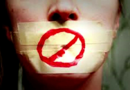 Autocenzura, svět zakázaných slov, která nikdo nezakázal