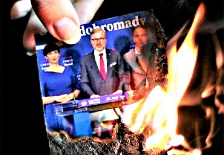 Demonstranti vyslali jasný signál, pane premiére.