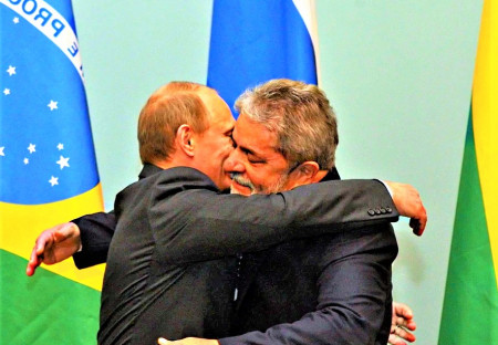 Putin blahopřeje Lulovi da Silvovi k vítězství v brazilských prezidentských volbách
