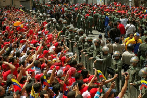 take-ve-venezuele-probiha-pokus-o-statni-prevrat-podle-predem-pripraveneho-scenare-pokud-neuspeje-nyni-bude-se-za-cas-opet-opakovat