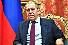 lavrov-varuje-pred-jadernym-konfliktem