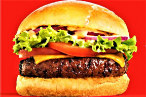 ekonomicke-forum-v-davosu-vyzyva-k-mensi-konzumaci-hamburgeru