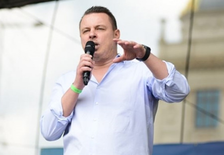 Jindřich Rajchl: ZHODNOCENÍ demonstrace? Kdo STRHL ukrajinskou vlajku?