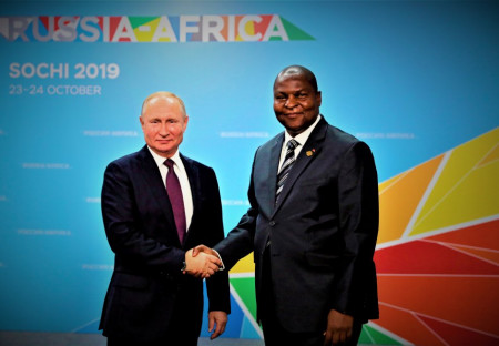 Fotoreportáž a klíčové citáty z plenárního zasedání konference Rusko-Afrika: