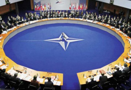 Petice: Petice proti spojenectví USA a NATO / petition against USA and NATO alliance