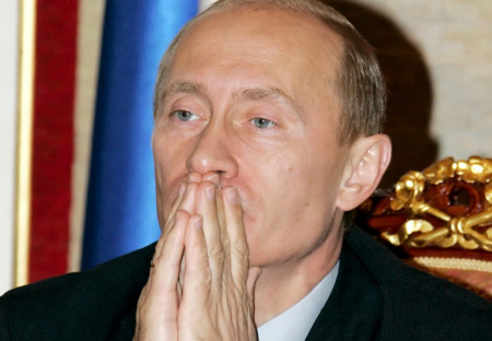 BEZ CENZURY - Kompletní přepis rozhovoru V.Putina s novináři (I. část)