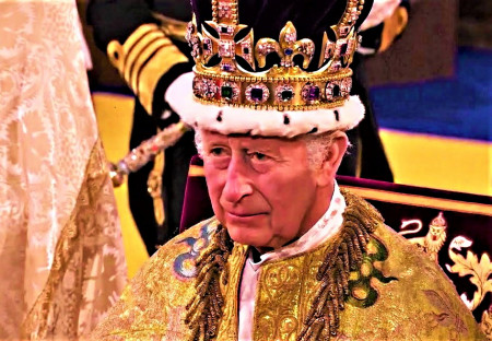 Seznamte se s králem Charlesem & temnou historií královské rodiny